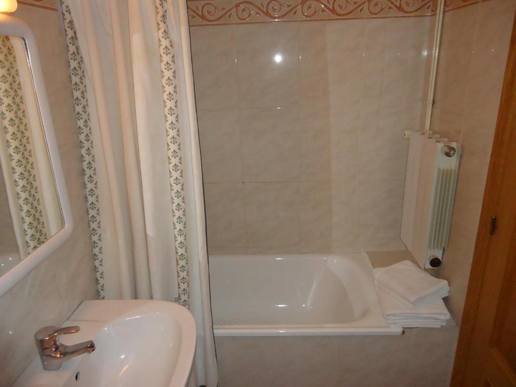 Apartaments La Llucana Barruera Room photo