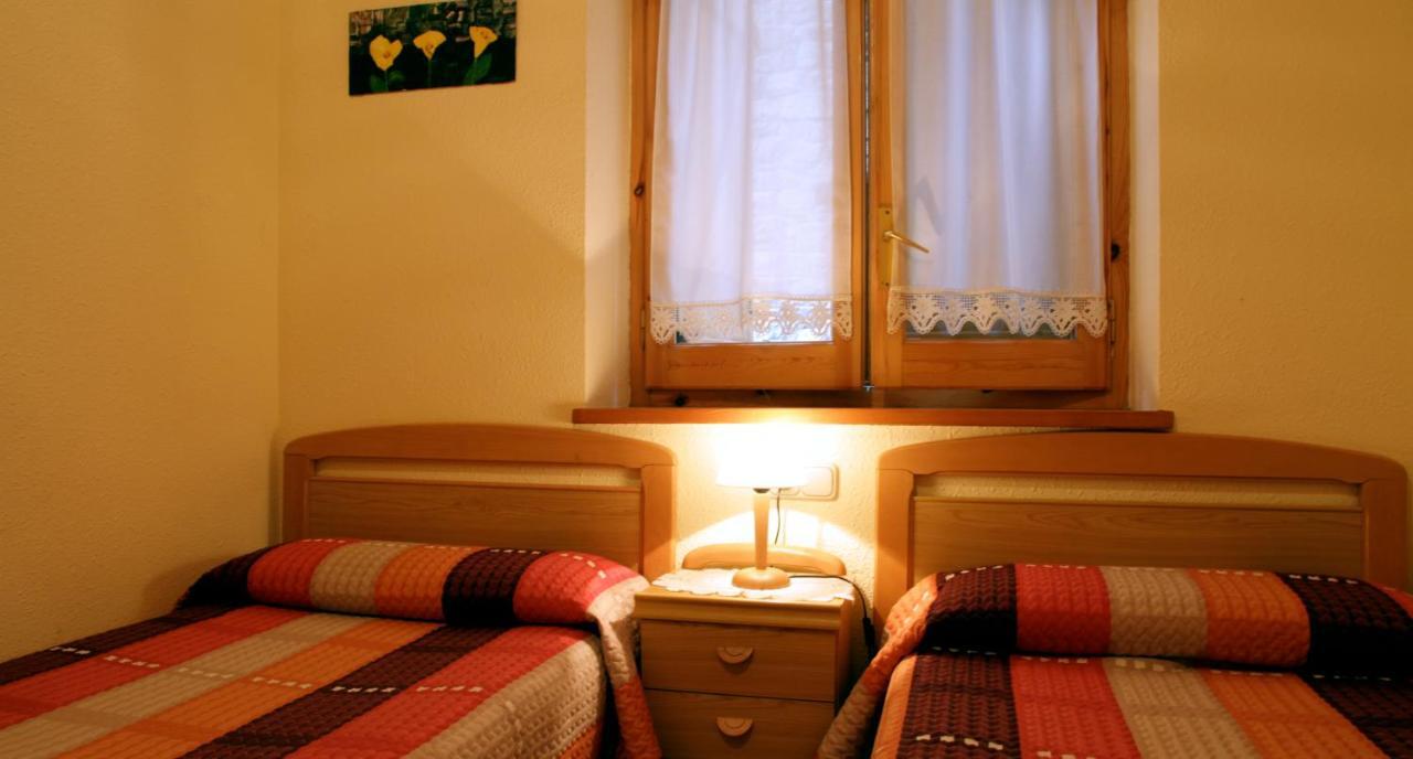 Apartaments La Llucana Barruera Room photo
